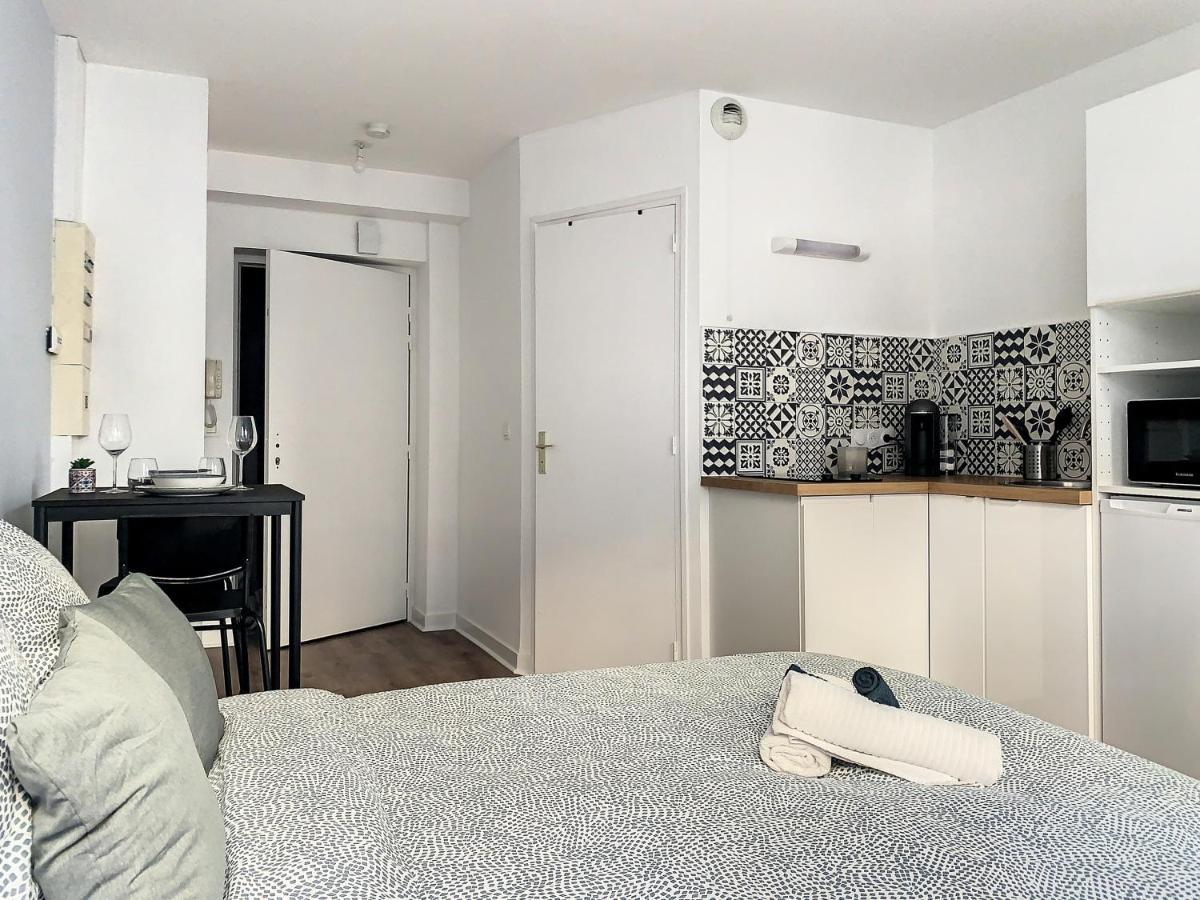 Апартаменты Gambetta - Studio - Terrasse - Proche Gare Морле Экстерьер фото